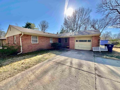 1753 Cassell Rd, Manhattan, KS, 66502-2635 | Card Image