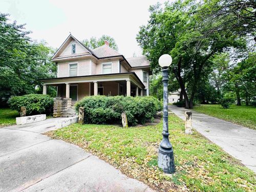 118 S Main, Morganville, KS, 67468 | Card Image