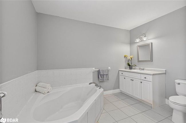 3805 Concession Rd 7, House other with 4 bedrooms, 4 bathrooms and 20 parking in Loretto ON | Image 22