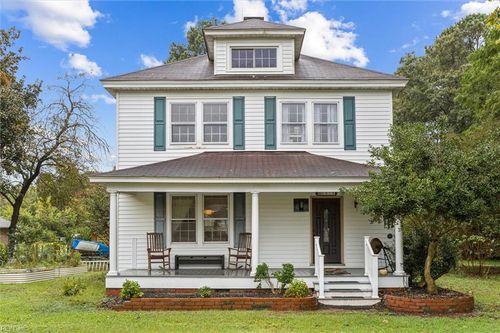 6818 Powhatan Dr, Hayes, VA, 23072-3229 | Card Image