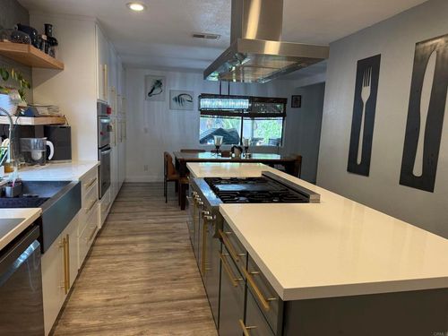 2089 Crosscreek, Chula Vista, CA, 91913 | Card Image
