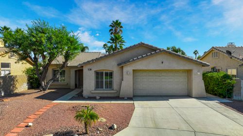 45930 Las Colinas, La Quinta, CA, 92253-7237 | Card Image