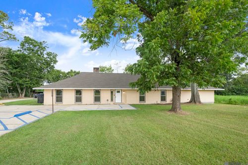 9725 Greenwell Springs Rd, Baton Rouge, LA, 70814-4204 | Card Image