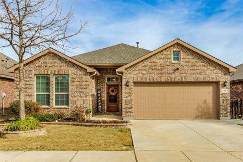 2421 Clay Creek Ln, Fort Worth, TX, 76177-1704 | Card Image