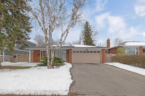 1172 Queens Ave, Oakville, ON, L6H2B5 | Card Image