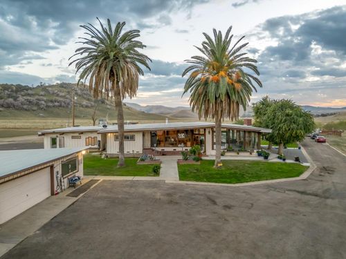 31204 Sierra Dr, Exeter, CA, 93221-9420 | Card Image