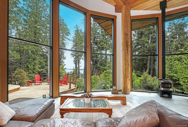 0 Neilson Island, House other with 4 bedrooms, 3 bathrooms and null parking in Tofino BC | Image 11