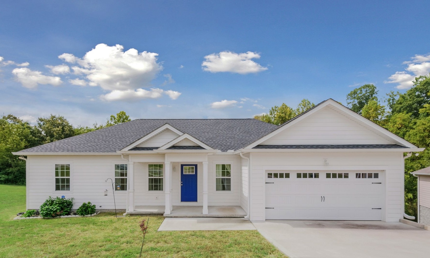 Diane Loop, White Bluff, TN 37187