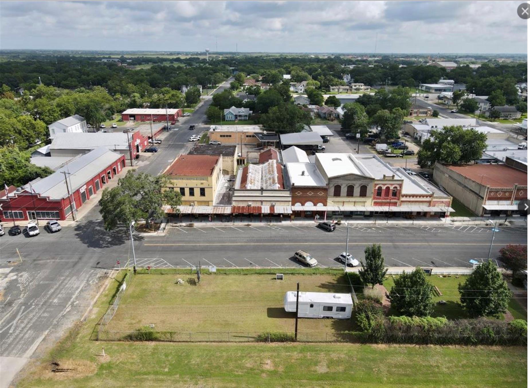 Commercial Lease in Schulenburg 5