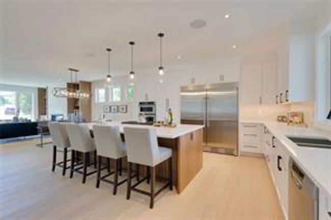 5120 Nesbitt Rd Nw, House detached with 6 bedrooms, 3 bathrooms and 7 parking in Calgary AB | Image 4