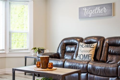 {{alt}} | Card Image