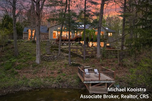 7320 Valhalla Dr Se, Alto, MI, 49302-9205 | Card Image