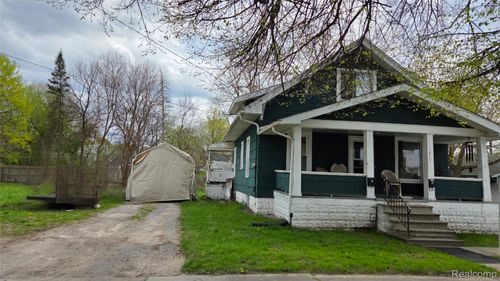 1410 Indiana Ave, Flint, MI, 48506-3518 | Card Image