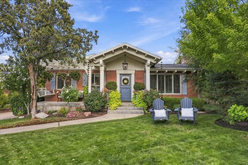 2337 S Country Club Cir, Salt Lake City, UT, 84109-1501 | Card Image
