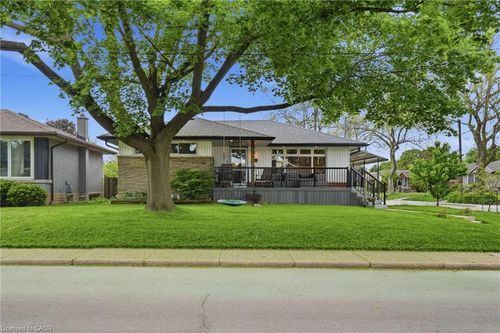 150 Mountville Avenue, Hamilton, ON, L9A1E7 | Card Image