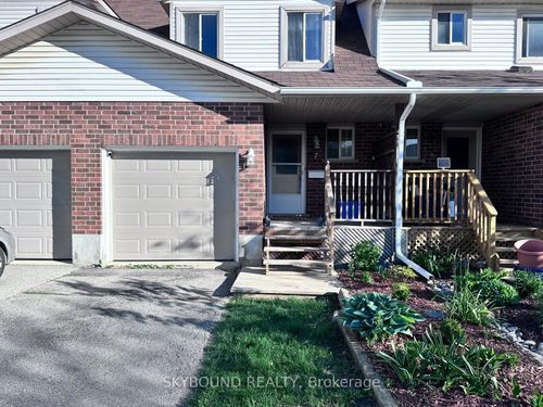 7-360 Cornridge Pl, Waterloo, ON, N2T2N9 | Card Image