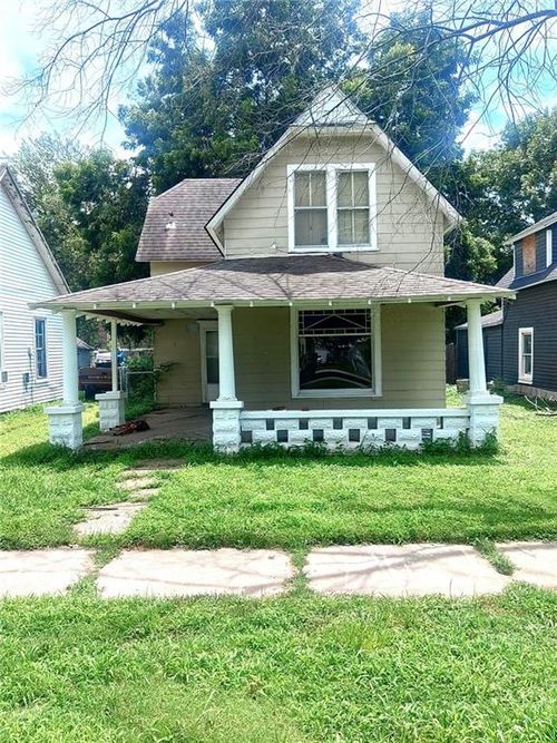 507 Brown Ave, Osawatomie, KS, 66064-1321 | Card Image