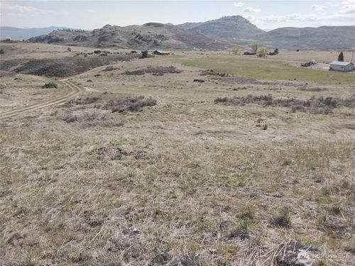 0 Round Up Rd, Oroville, WA, 98844 | Card Image