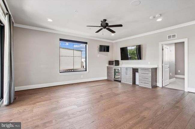 20440 Northpark Dr, Townhouse with 4 bedrooms, 6 bathrooms and null parking in ASHBURN VA | Image 64