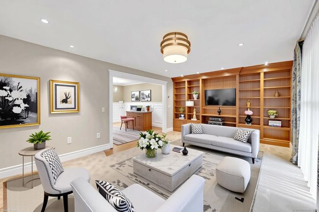 19 Maplecrest Dr, House other with 4 bedrooms, 3 bathrooms and null parking in Danbury CT | Image 14