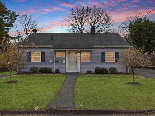 63 Jasper St, Saugus, MA, 01906-2331 | Card Image