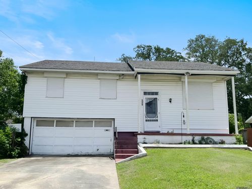 319 Amapola Cir, Terrytown, LA, 70056-2608 | Card Image