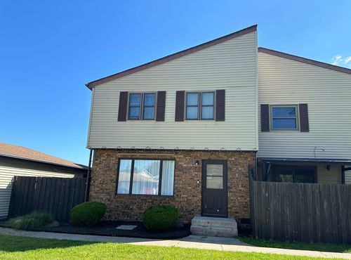 3-216 Plum Creek Dr, Schererville, IN, 46375-1115 | Card Image