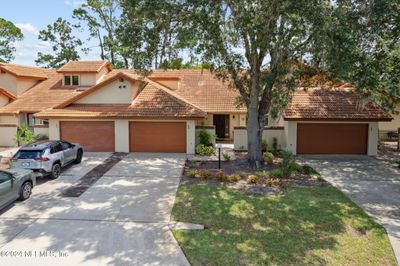 53 Village Circle, Condo with 2 bedrooms, 2 bathrooms and null parking in Palm Coast FL | Image 2