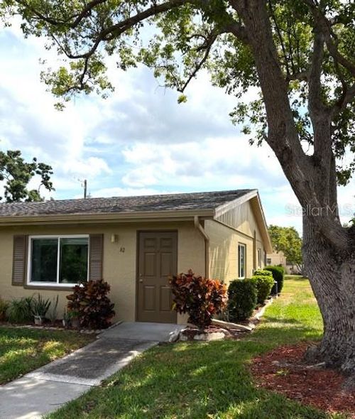 62-302 Canton Ct, Sun City Center, FL, 33573-5627 | Card Image