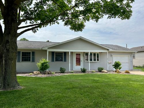 1220 Sunset Dr, Peru, IL, 61354-1355 | Card Image