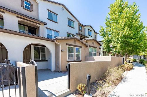 40940 Lacroix Ave, Murrieta, CA, 92562-6306 | Card Image