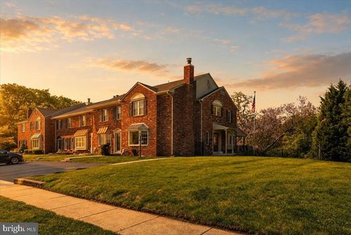 560 Susan Dr, KING OF PRUSSIA, PA, 19406-3905 | Card Image