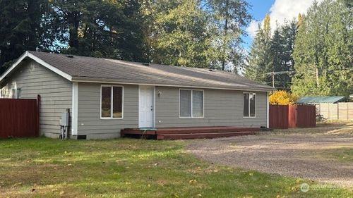 22232 95th Ave Se, Woodinville, WA, 98077-9511 | Card Image