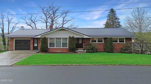 111 Clara St, Ebensburg, PA, 15931-1801 | Card Image