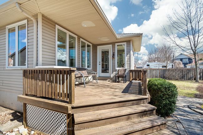 52 Napier St, House other with 3 bedrooms, 2 bathrooms and 2 parking in Goderich ON | Image 40