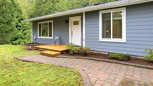 24382 Catamount Ln Nw, Poulsbo, WA, 98370-9454 | Card Image