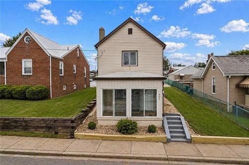 415 Giffin Ave, Canonsburg, PA, 15317-2031 | Card Image