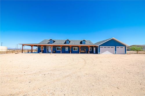 3465 W Mcconnico Rd Road, Golden Valley, AZ, 86413 | Card Image