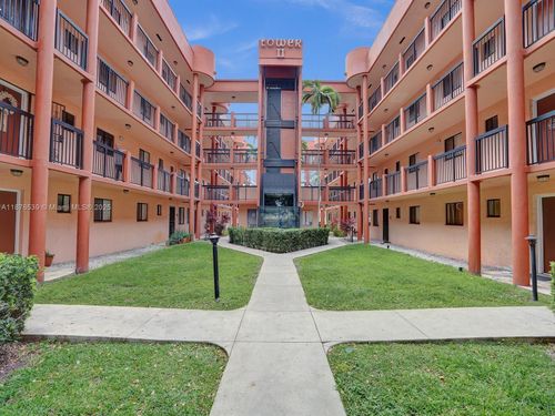apt-407-5350 W 21st Ct, Hialeah, FL, 33016-7039 | Card Image