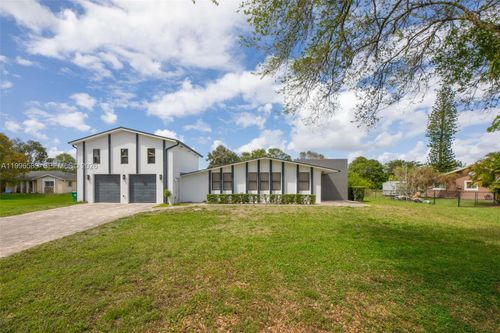 0-17101 Sw 48th St, Southwest Ranches, FL, 33331-1234 | Card Image