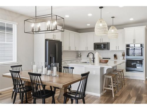 21926 E Tufts Cir, Aurora, CO, 80015-4739 | Card Image