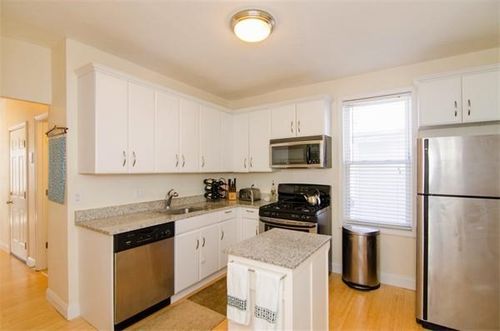 2-154 Boylston St, Boston, MA, 02130-5077 | Card Image