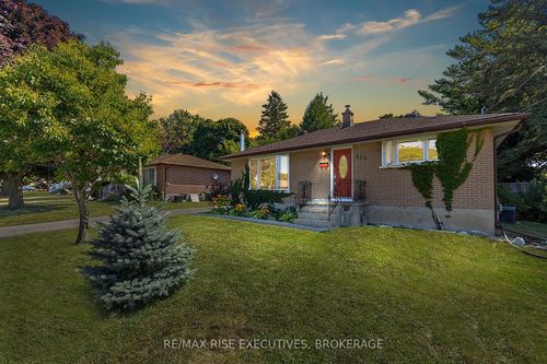 466 Abdo Rd, Kingston, ON, K7M3W9 | Card Image