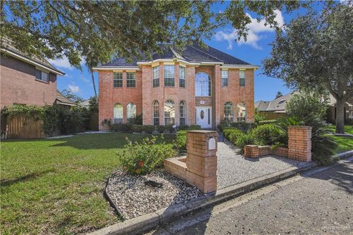 112 Zenaida Ave, McAllen, TX, 78504-1621 | Card Image