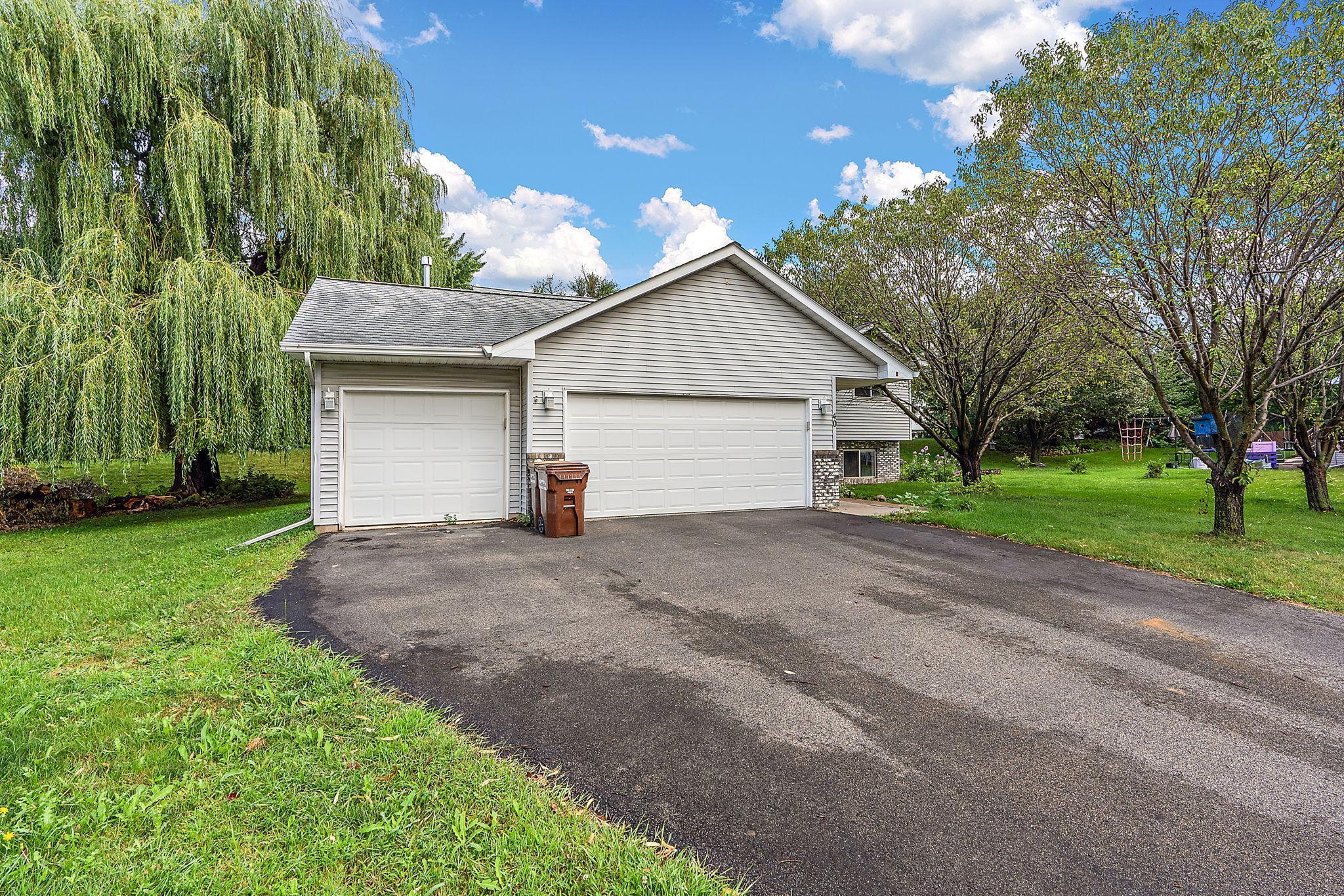 Alva Ct, Waconia, MN 55387