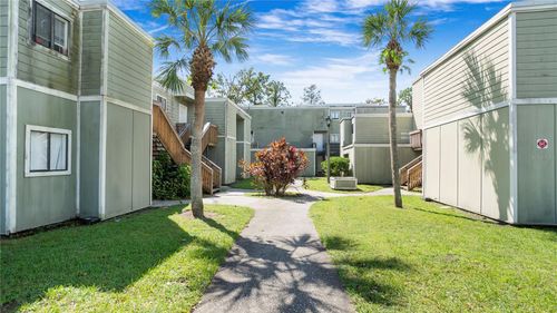 110-110 Scottsdale Sq, WINTER PARK, FL, 32792-5301 | Card Image