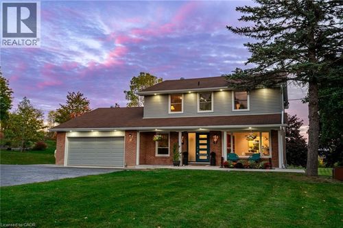 47 Valley Rd, Dundas, ON, L9H5S4 | Card Image