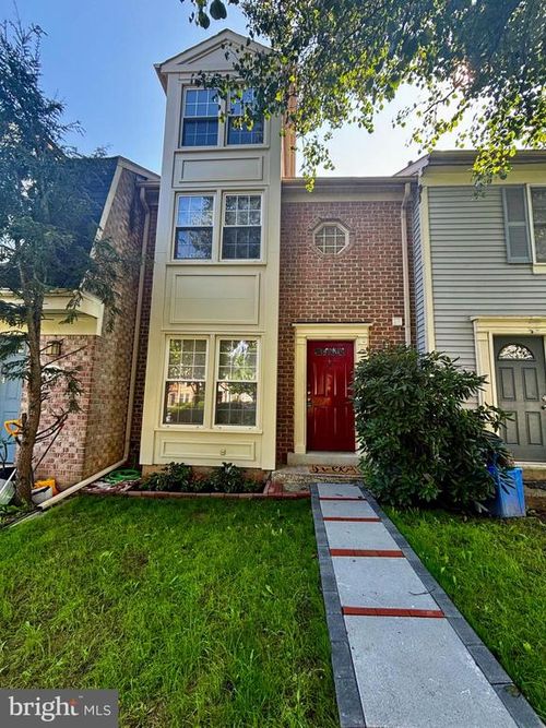 5 Hawk Run Ct, MONTGOMERY VILLAGE, MD, 20886-4364 | Card Image