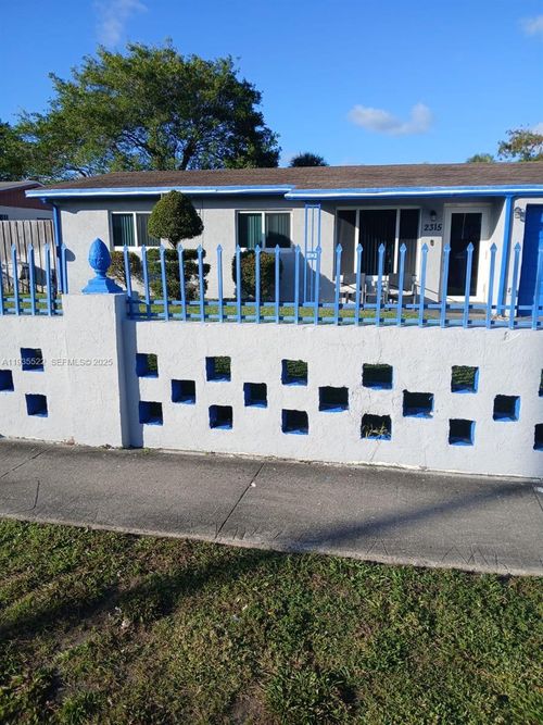 2315 Nw 6th St, Pompano Beach, FL, 33069-2213 | Card Image