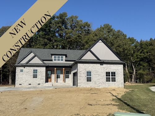 121 Settlers Trce, Tullahoma, TN, 37388-8811 | Card Image